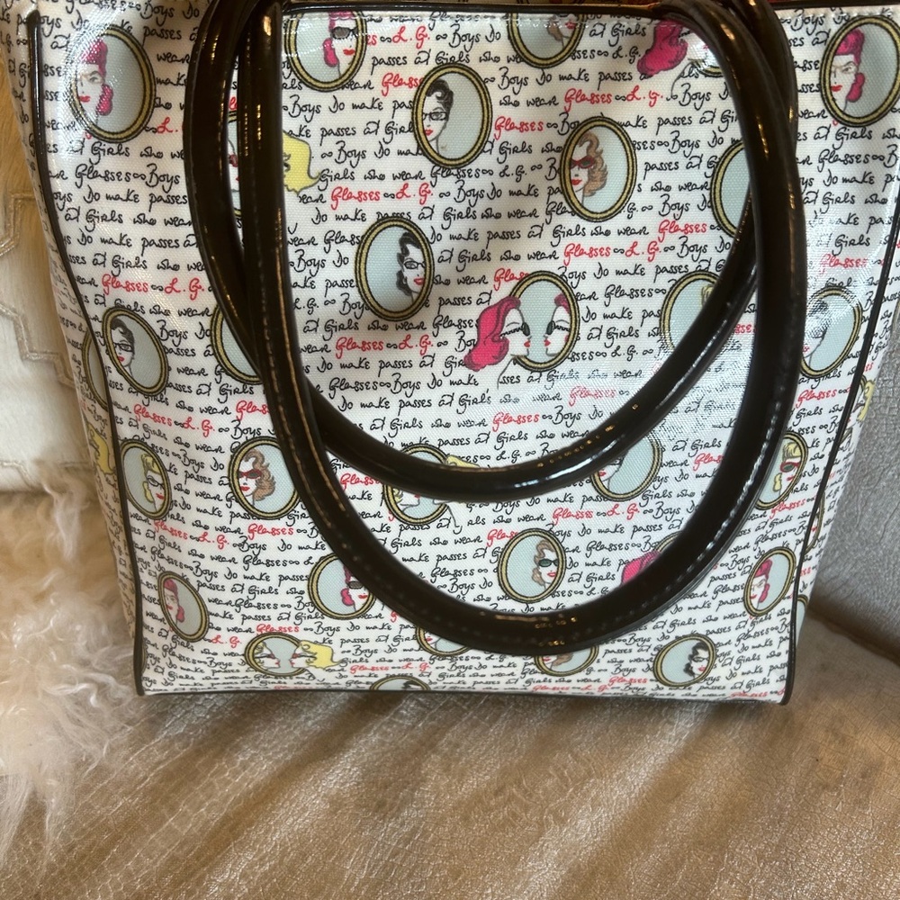 Lulu Guinness Boys & Girls Tote Black White w Black Rolled Patton Handles.